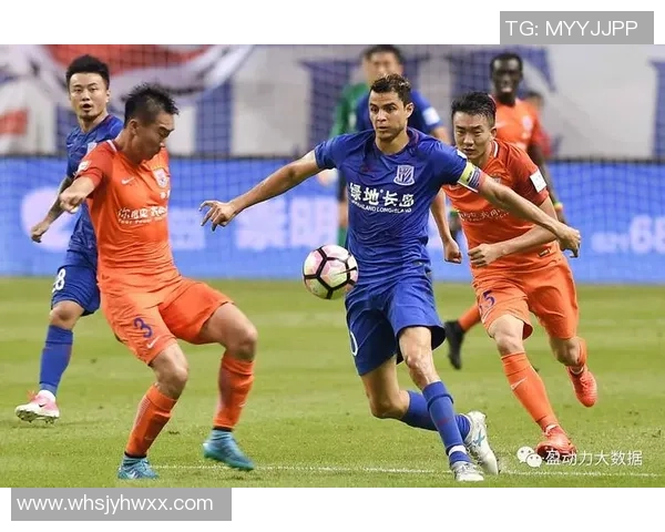 申花与山东鲁能泰山激战正酣谁能在这场巅峰对决中笑到最后